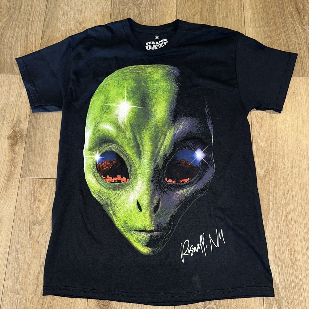 Alien Strange Daze Men's Graphic Sci-fi‎ T-Shirt Size Medium Black NWOT
